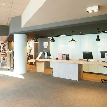 Hotel Ibis Gerland Musee Des Confluences Lyon